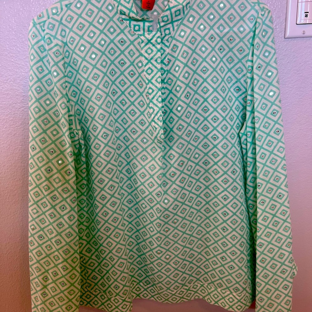 green light summer women shirt with shimmery. Size 10 cotton perfect for sun !